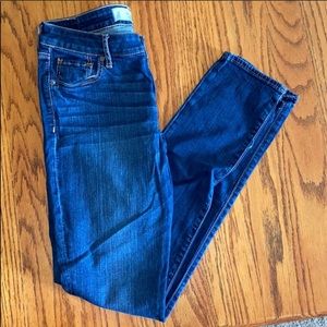 A&F skinny jeans size 4